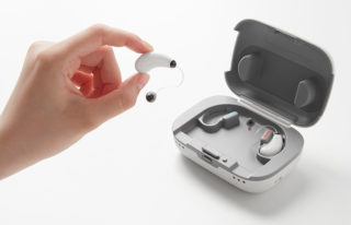 Photo:R4 Series, Rechargeable Receiver-In-Canal Hearing Aid