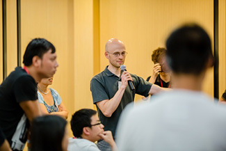 Photo: Participants in a team discussion